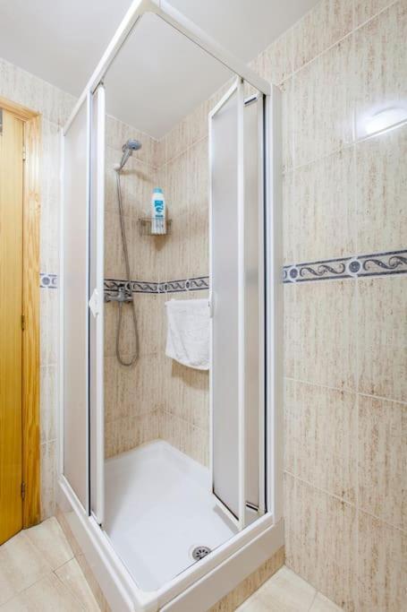 Elegante Apartamento Muy Cerca De La Playa Valencia Exterior photo